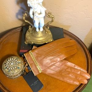 Ted Baker London Tan Leather Gloves with Gold Chain